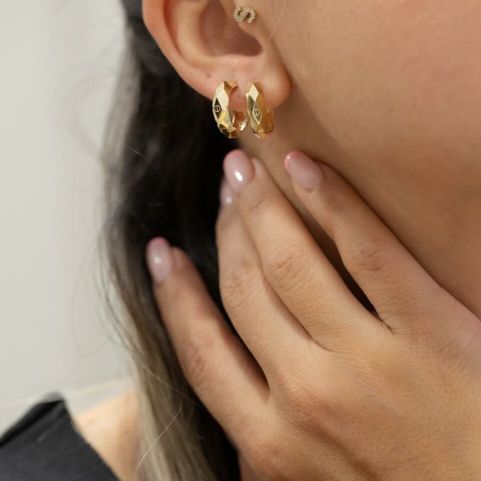 PRİZMA HALKA ALTIN KÜPE