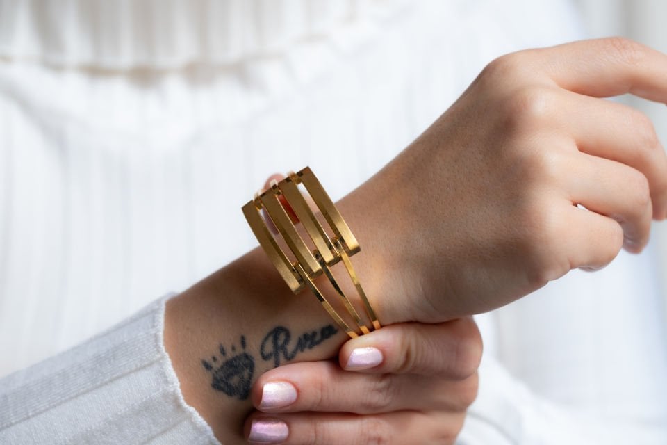 KABURGA ALTIN KELEPÇE BİLE