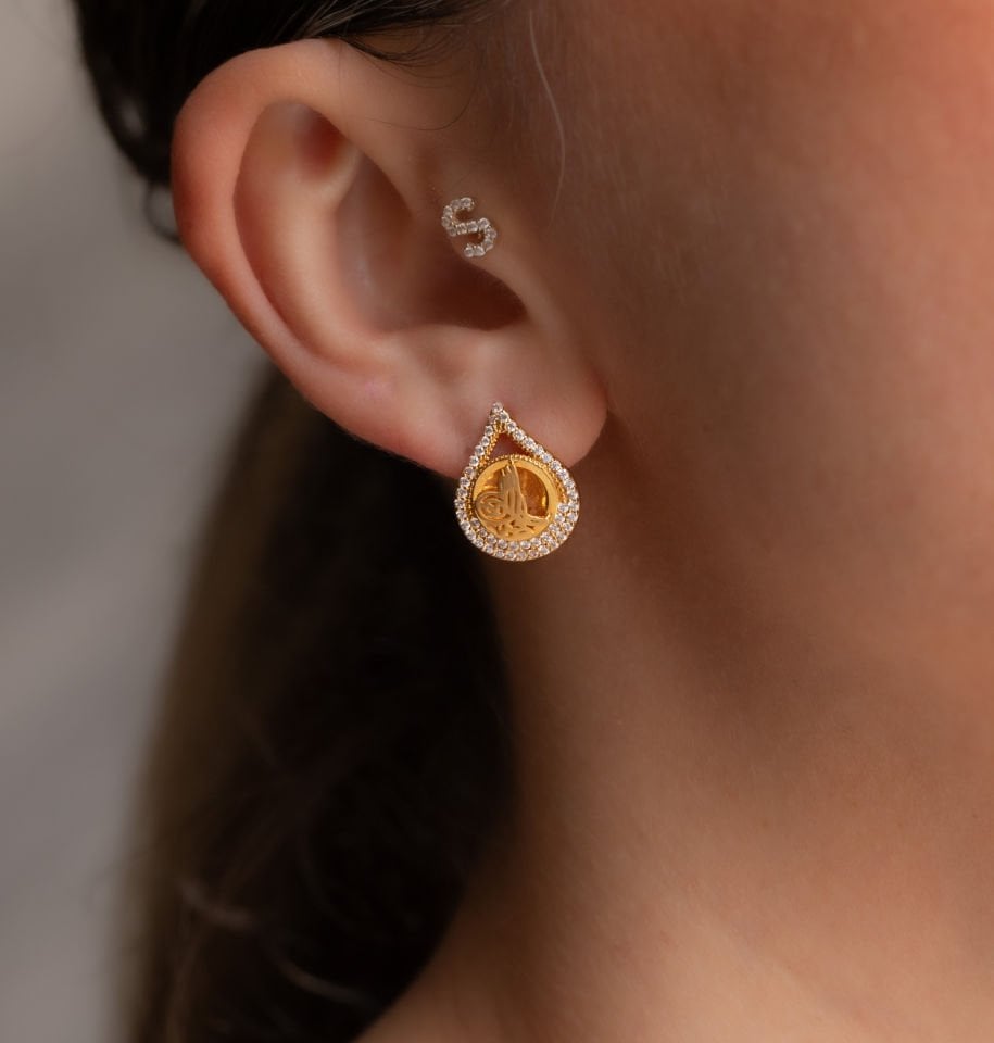 TUĞRALI ALTIN KÜPE