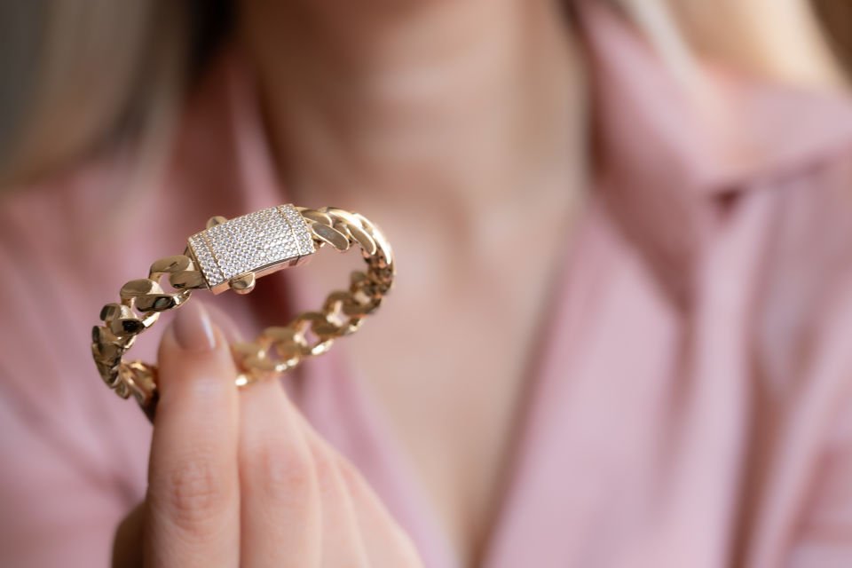 GURMET ALTIN KELEPÇE