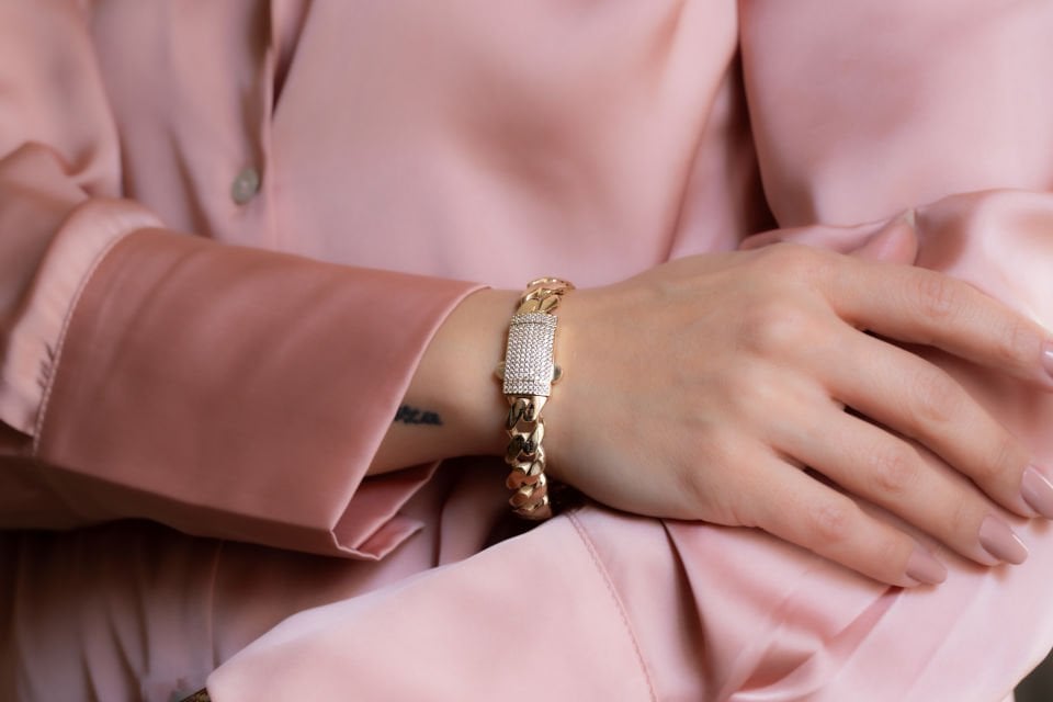 GURMET ALTIN KELEPÇE