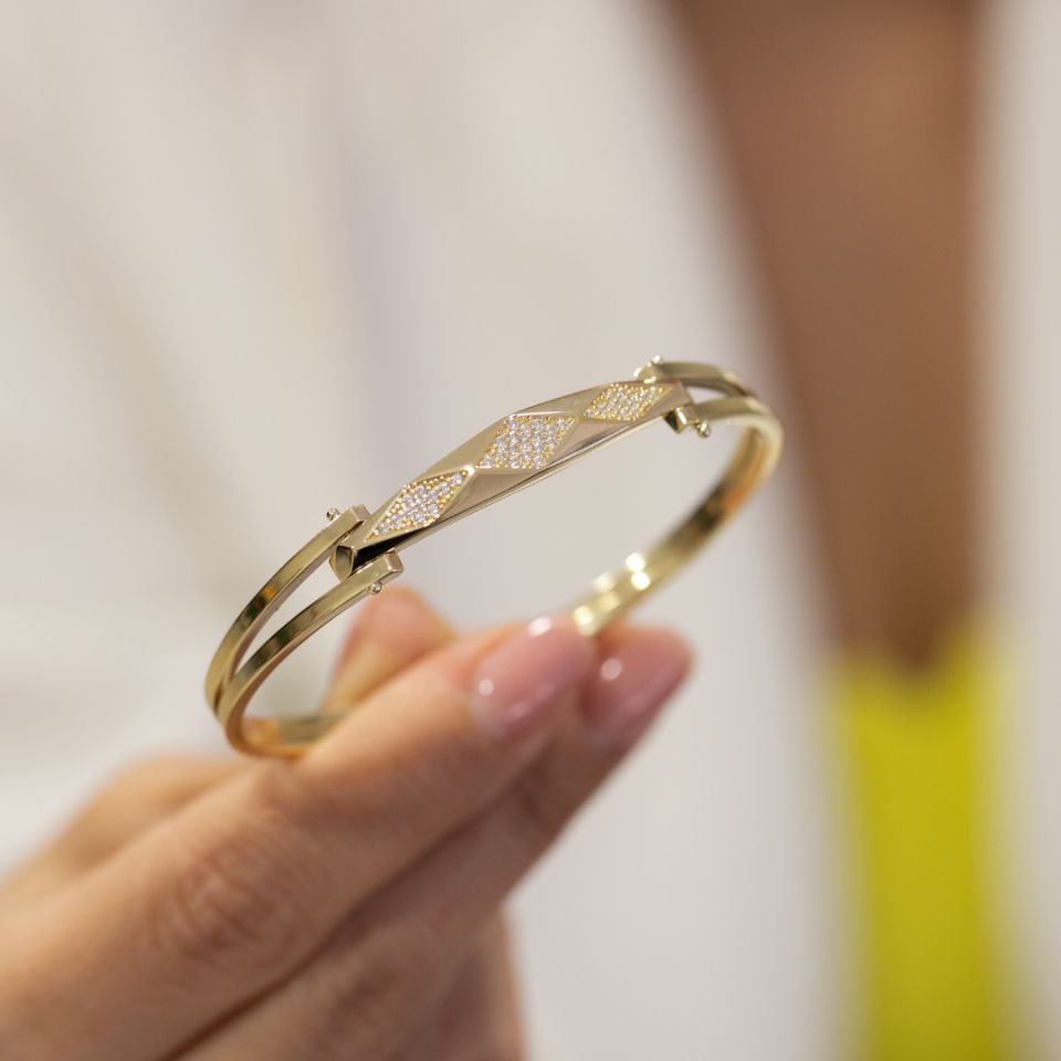 TAŞLI PRİZMA ALTIN KELEPÇE