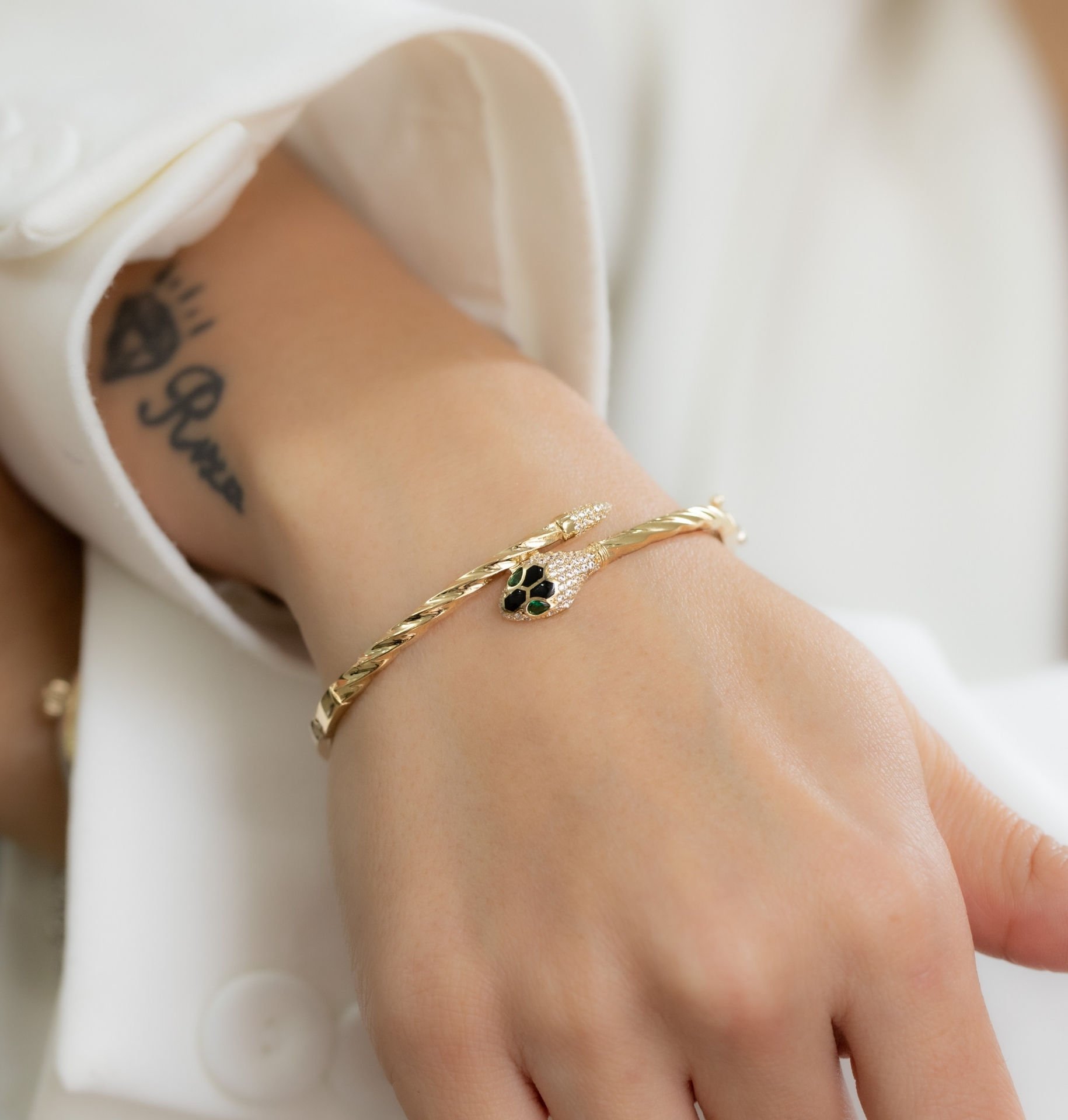 YILAN İKONİK KELEPÇE