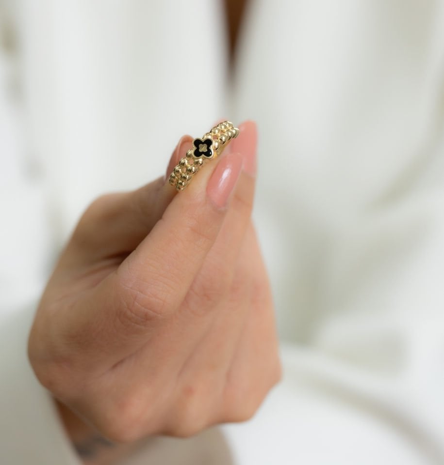 MİNELİ ÇİÇEK DETAY ALTIN YÜZÜK