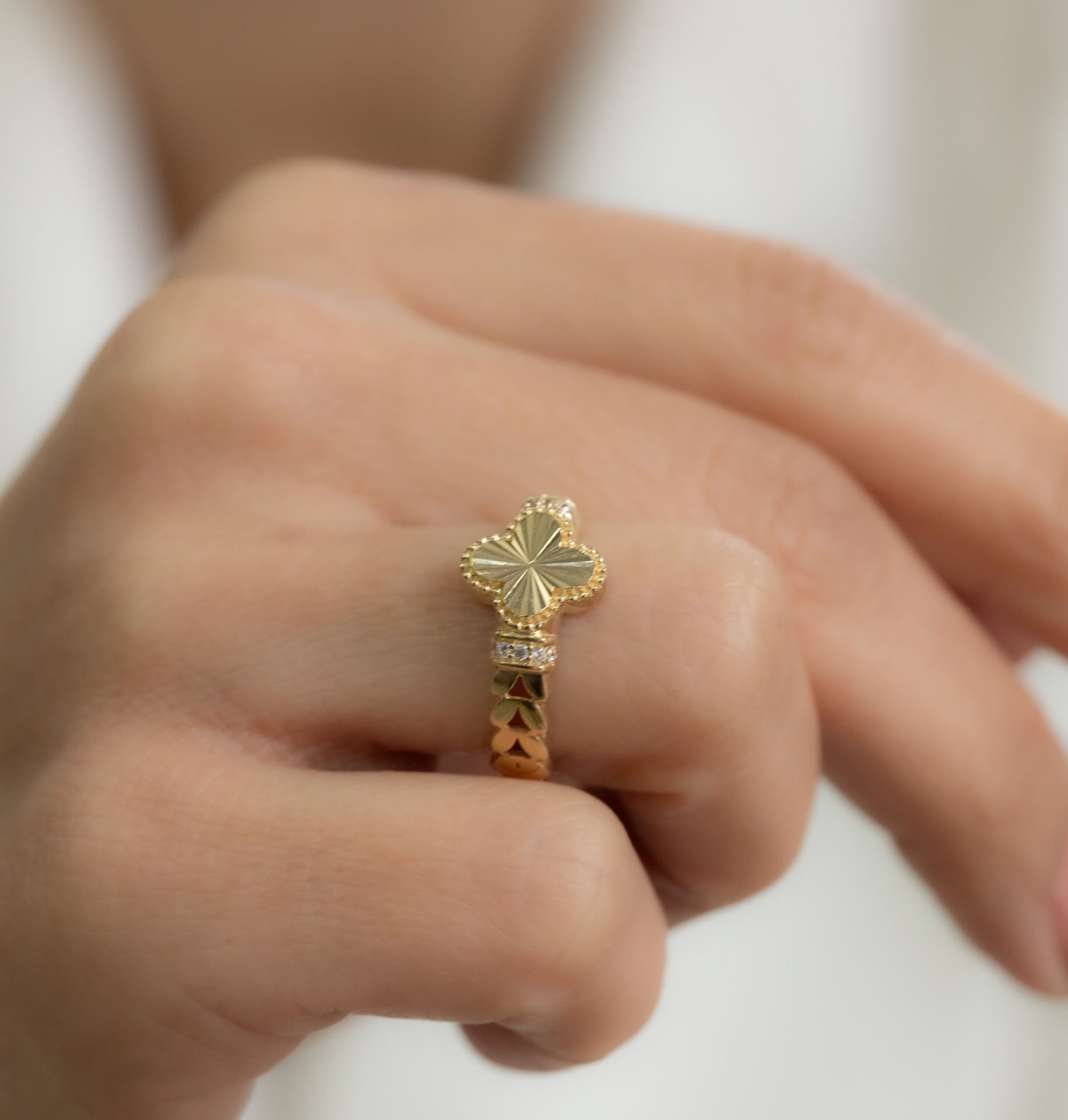 ÇİÇEK ALTIN YÜZÜK