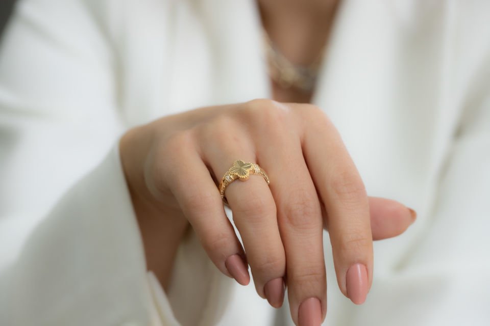 ÇİÇEK ALTIN YÜZÜK